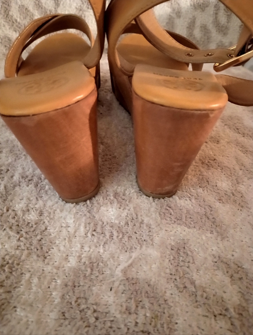 Tory Burch Almita Wood Wedge Platform Leather Sandals - Picture 6 of 10